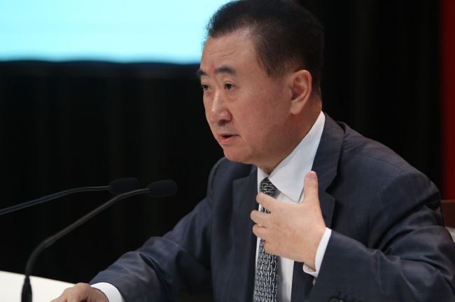 打屁股从白打到嫩红网站